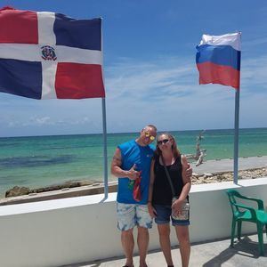 Meet your Posher, Gene sherry